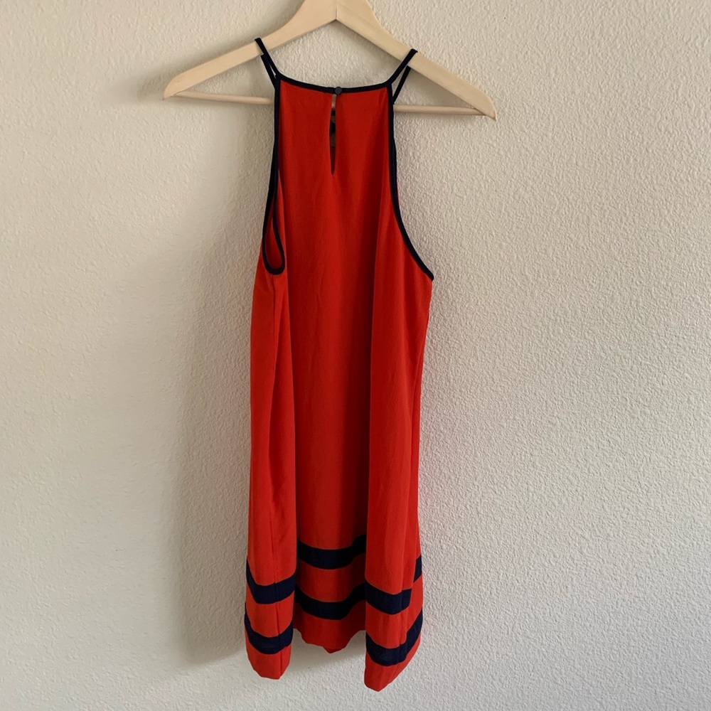 Dress - Picture 5 of 5